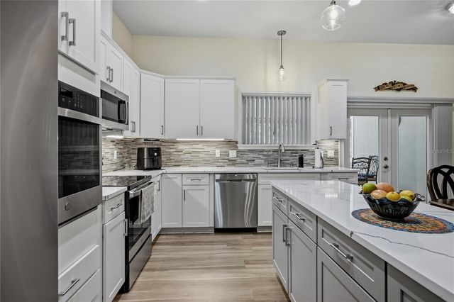 7517 NE 221ST STREET, Melrose, FL 32666