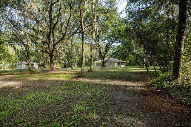 7517 NE 221ST STREET, Melrose, FL 32666