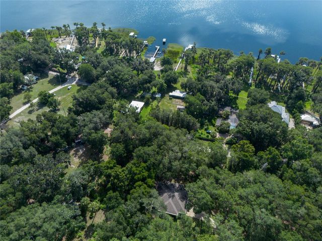 7517 NE 221ST STREET, Melrose, FL 32666