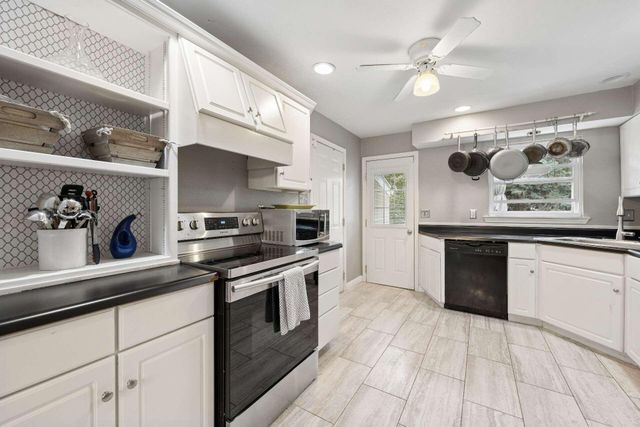 1820 Embudo Drive NE, Albuquerque, NM 87112