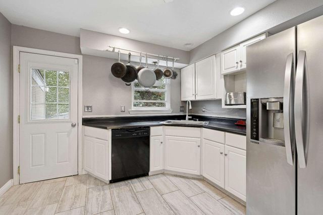 1820 Embudo Drive NE, Albuquerque, NM 87112