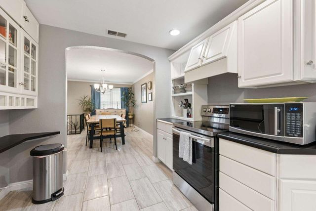 1820 Embudo Drive NE, Albuquerque, NM 87112