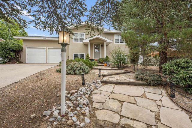 1820 Embudo Drive NE, Albuquerque, NM 87112