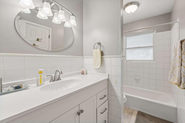 1820 Embudo Drive NE, Albuquerque, NM 87112