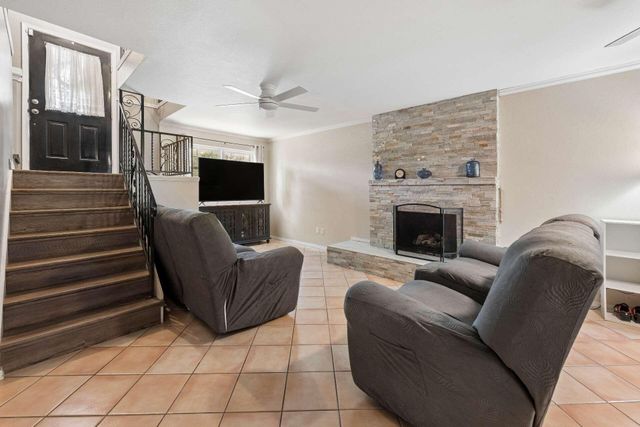 1820 Embudo Drive NE, Albuquerque, NM 87112