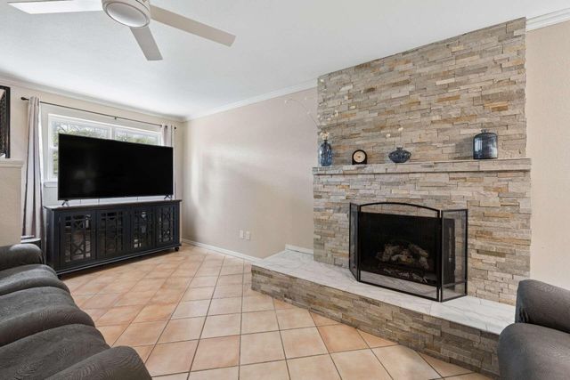 1820 Embudo Drive NE, Albuquerque, NM 87112