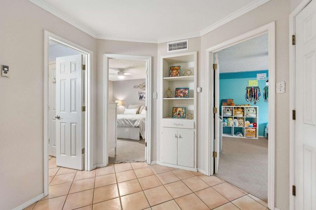 1820 Embudo Drive NE, Albuquerque, NM 87112