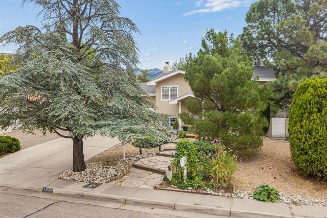 1820 Embudo Drive NE, Albuquerque, NM 87112