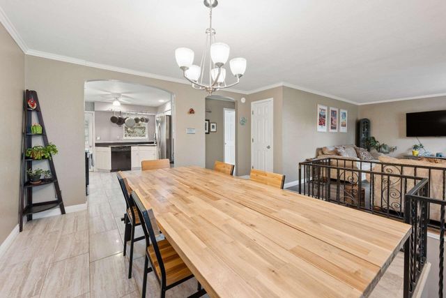 1820 Embudo Drive NE, Albuquerque, NM 87112
