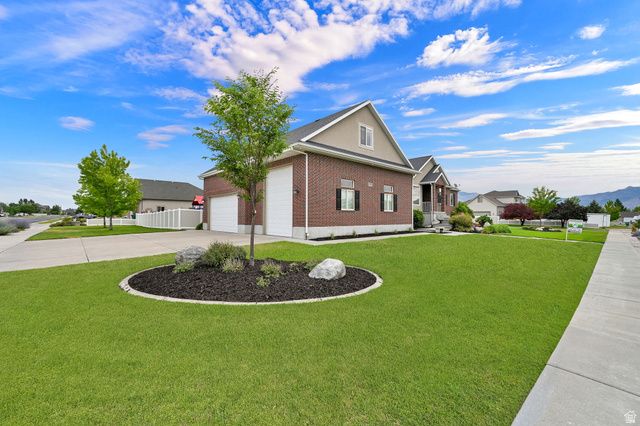 2942 W 2175 S, West Haven, UT 84401
