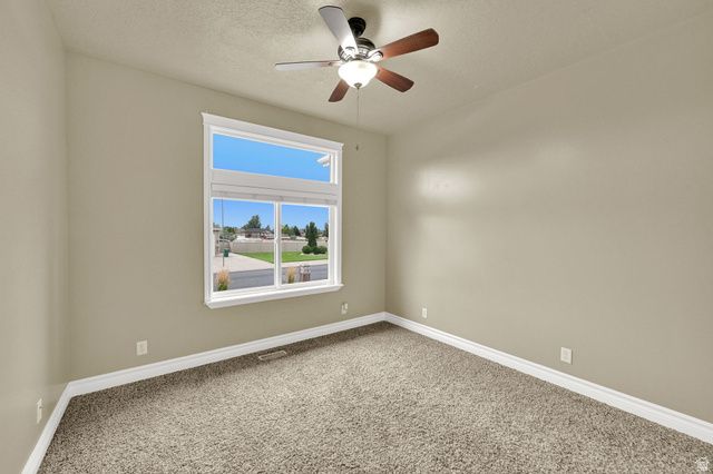 2942 W 2175 S, West Haven, UT 84401