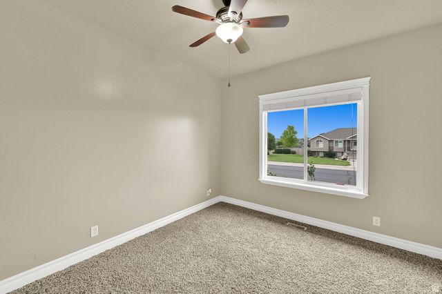 2942 W 2175 S, West Haven, UT 84401