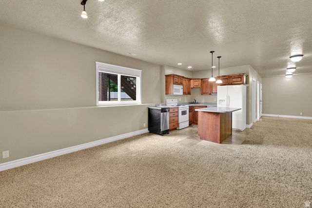 2942 W 2175 S, West Haven, UT 84401