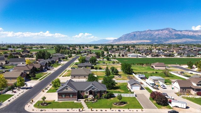 2942 W 2175 S, West Haven, UT 84401