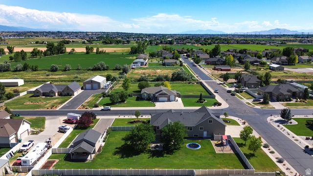 2942 W 2175 S, West Haven, UT 84401