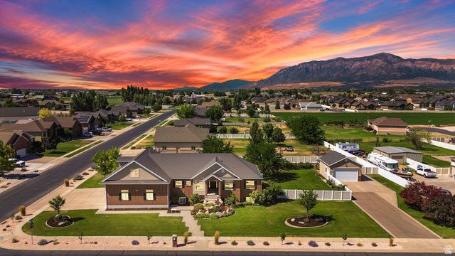 2942 W 2175 S, West Haven, UT 84401