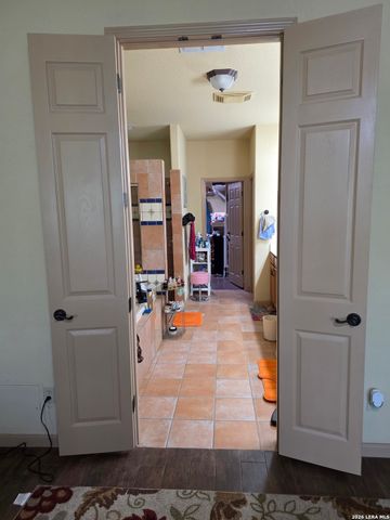 3950 RIVER FLS, San Antonio, TX 78259