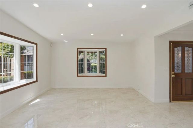 16682 Oakhurst, Yorba Linda, CA 92886
