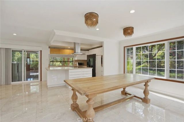 16682 Oakhurst, Yorba Linda, CA 92886