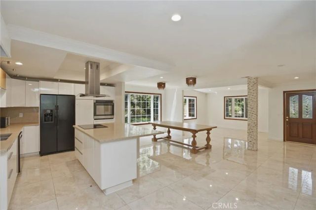 16682 Oakhurst, Yorba Linda, CA 92886