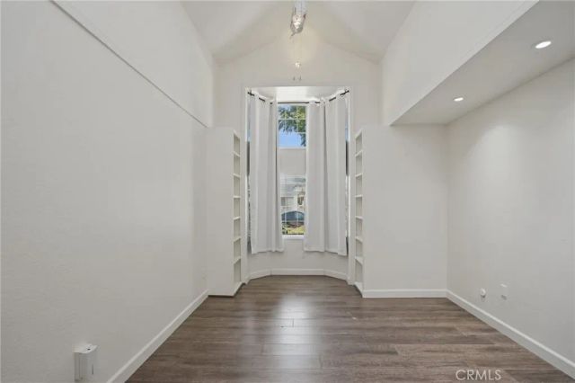 16682 Oakhurst, Yorba Linda, CA 92886