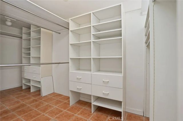 16682 Oakhurst, Yorba Linda, CA 92886