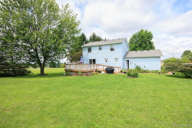 52909 10 Mile Road, South Lyon, MI 48178