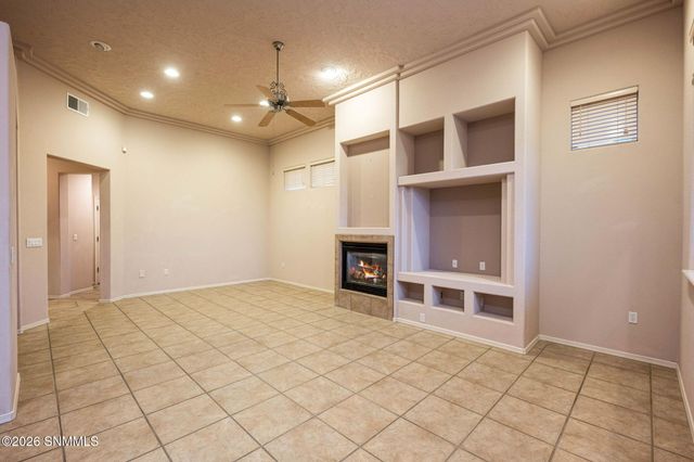 1676 Boulders Drive, Las Cruces, NM 88011