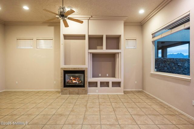 1676 Boulders Drive, Las Cruces, NM 88011