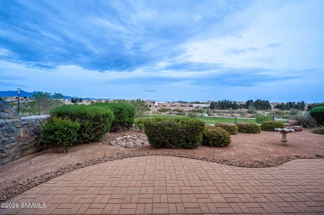 1676 Boulders Drive, Las Cruces, NM 88011