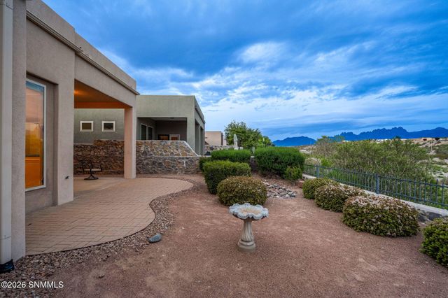 1676 Boulders Drive, Las Cruces, NM 88011