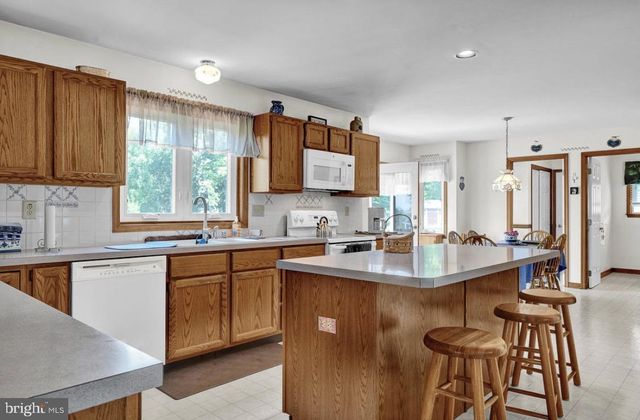 109 SAMANTHA LN, Lansdale, PA 19446