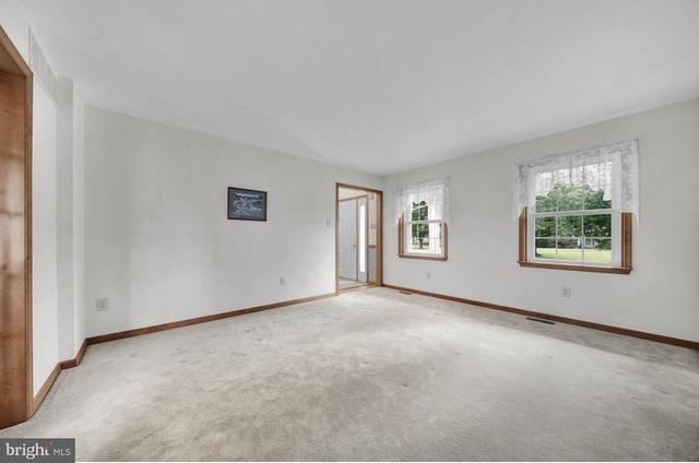 109 SAMANTHA LN, Lansdale, PA 19446