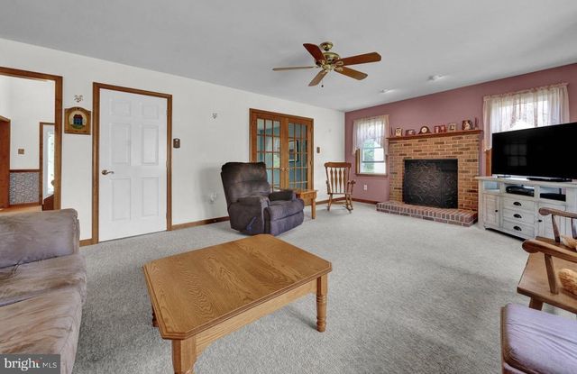 109 SAMANTHA LN, Lansdale, PA 19446