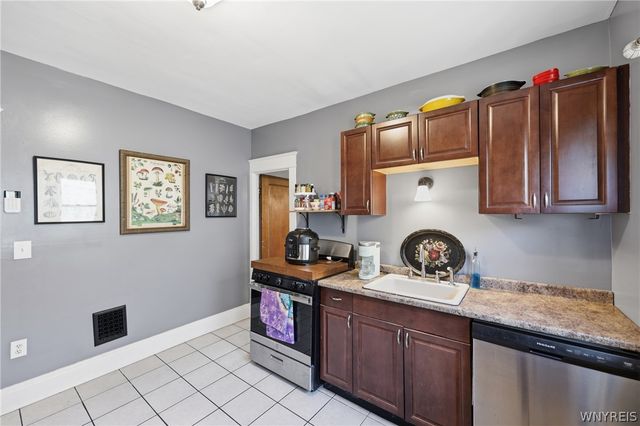 369 Colvin Avenue, Buffalo, NY 14216