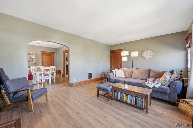 369 Colvin Avenue, Buffalo, NY 14216