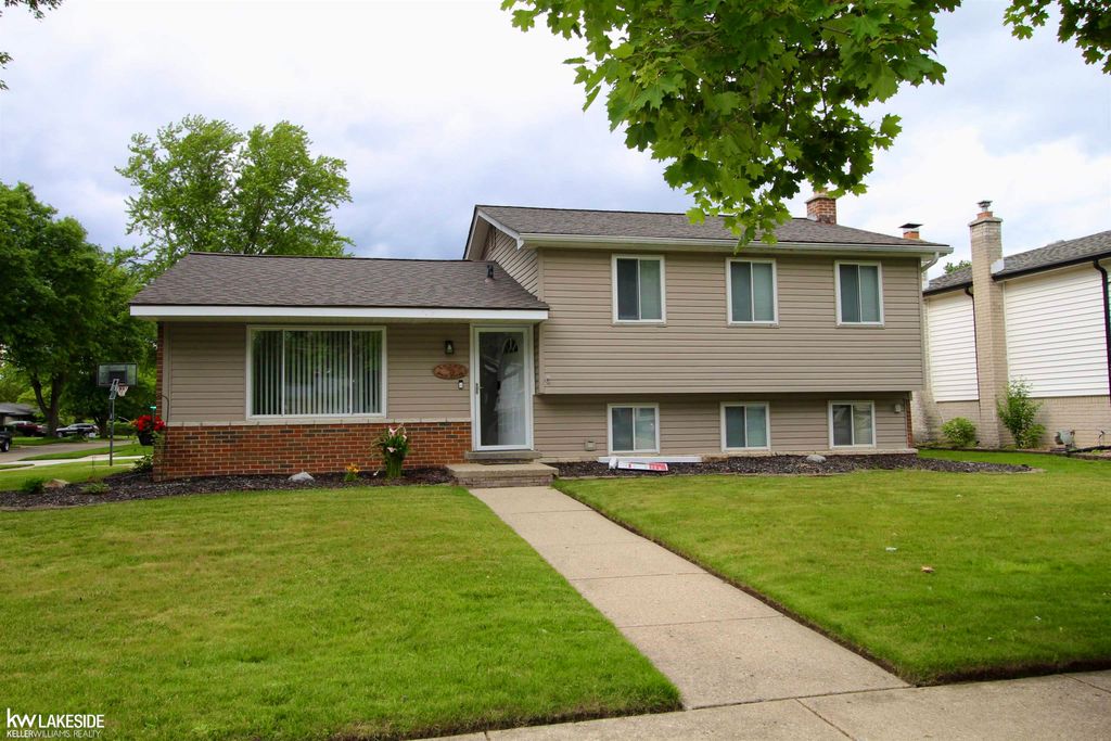 14109 Mary Grove Drive, Sterling Heights, MI 48313