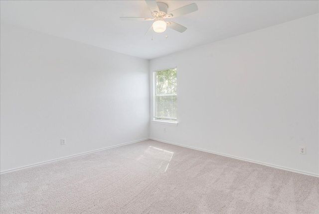 618 Lavaca LOOP, Elgin, TX 78621