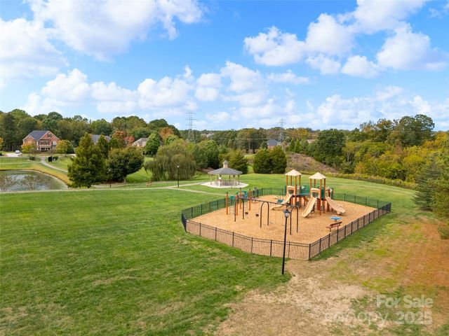 14569 Greenpoint Lane, Huntersville, NC 28078