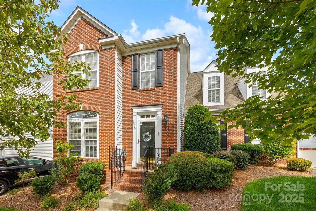 14569 Greenpoint Lane, Huntersville, NC 28078