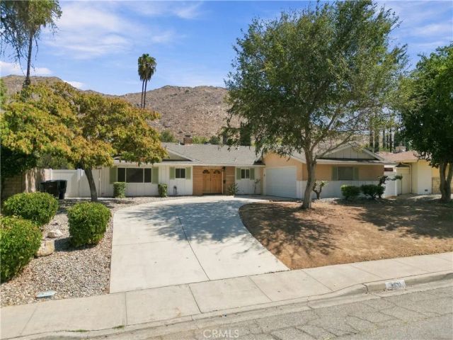 3970 Mt Vernon, Riverside, CA 92507