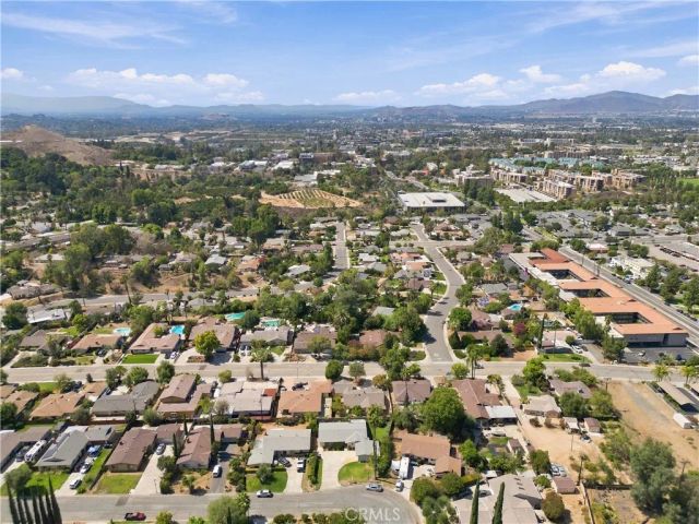 3970 Mt Vernon, Riverside, CA 92507