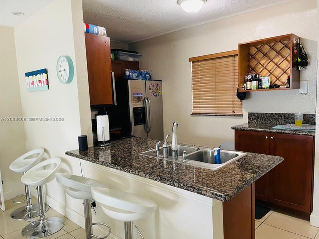 3601 NE 170th St 202, North Miami Beach, FL 33160