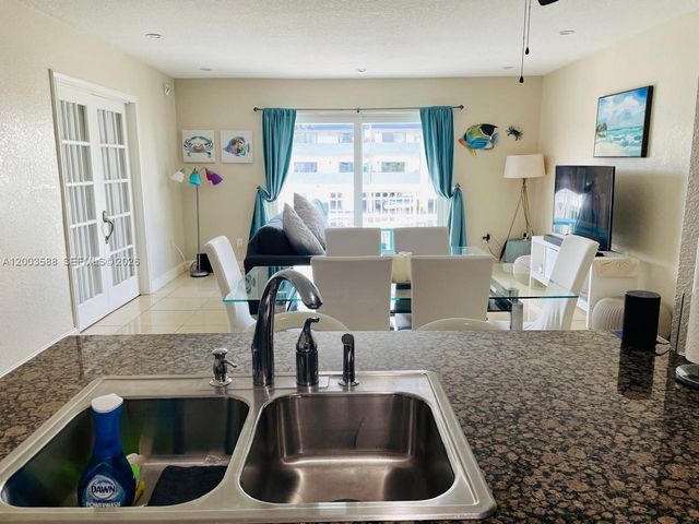 3601 NE 170th St 202, North Miami Beach, FL 33160