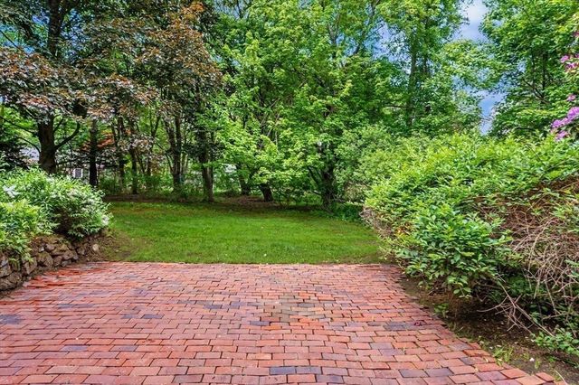 1 Bridle Path Road, Andover, MA 01810
