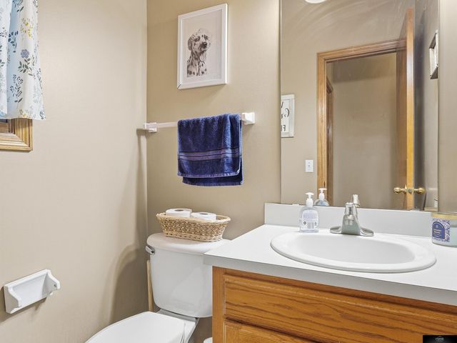 4020 N 209 Street, Elkhorn, NE 68022