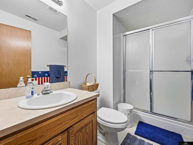 4020 N 209 Street, Elkhorn, NE 68022