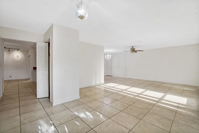 8270 NW 66th Terrace, Tamarac, FL 33321