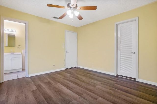 8270 NW 66th Terrace, Tamarac, FL 33321