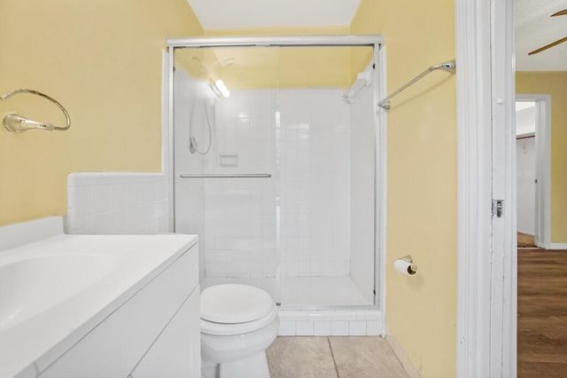 8270 NW 66th Terrace, Tamarac, FL 33321